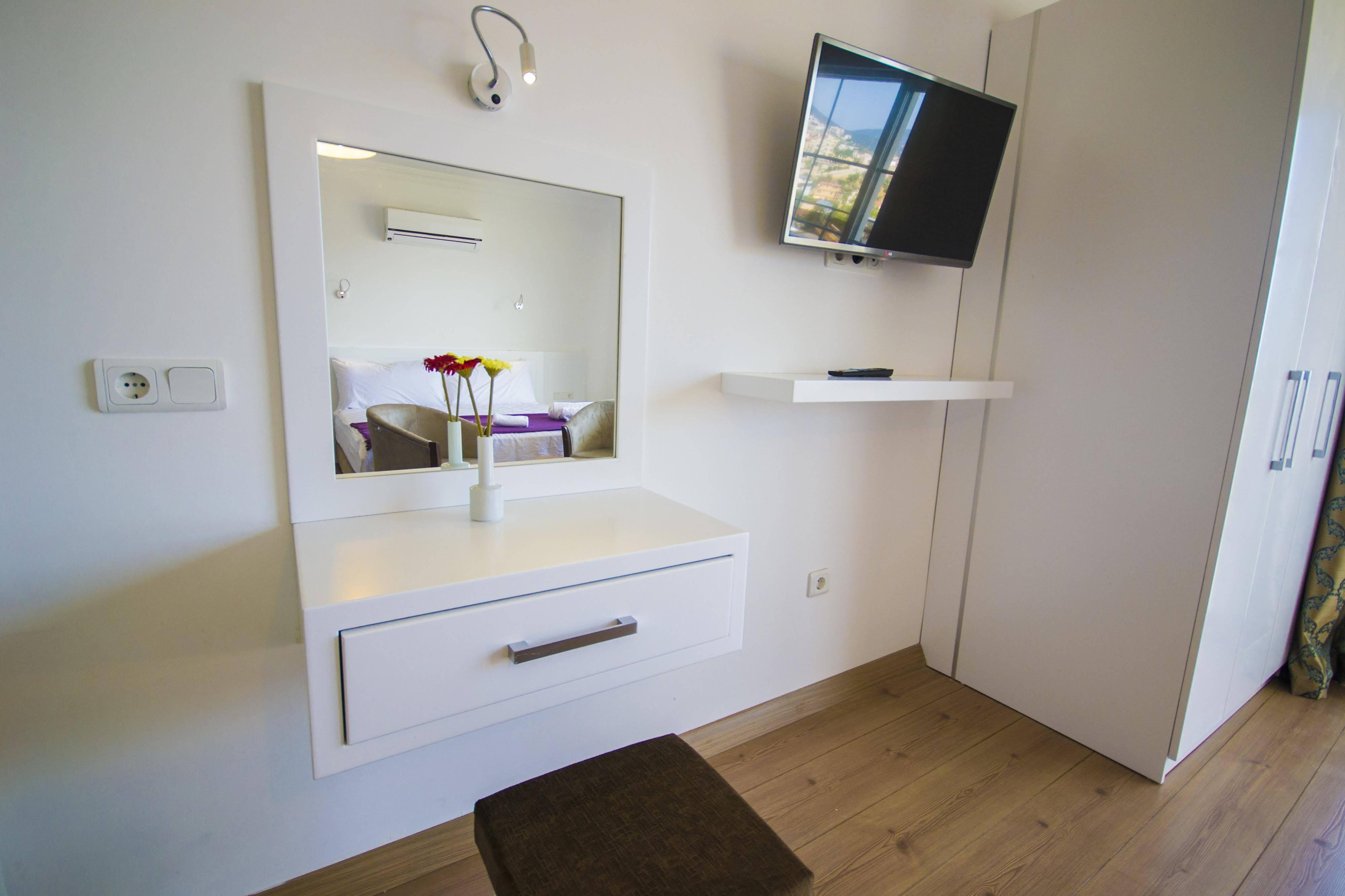 Kelebek Studio Apartments Калкан Экстерьер фото